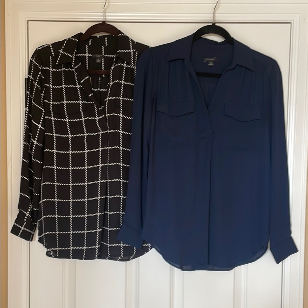 Women's Ann Taylor Black and Blue Tops